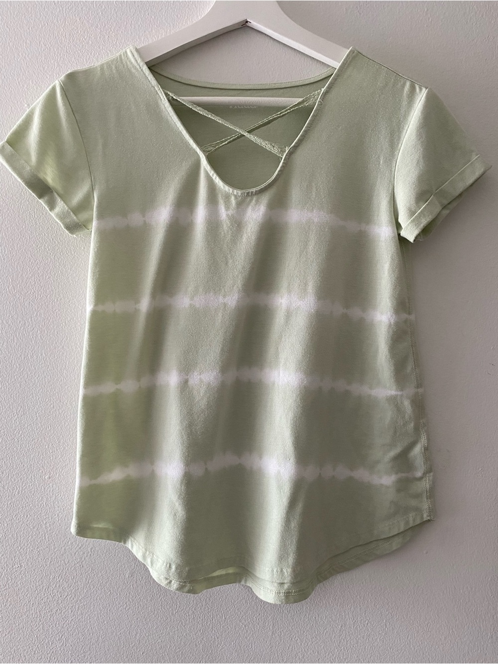 Mudd Women’s Light Green Short Sleeve T-Shirt Soft Stretch Casual Top